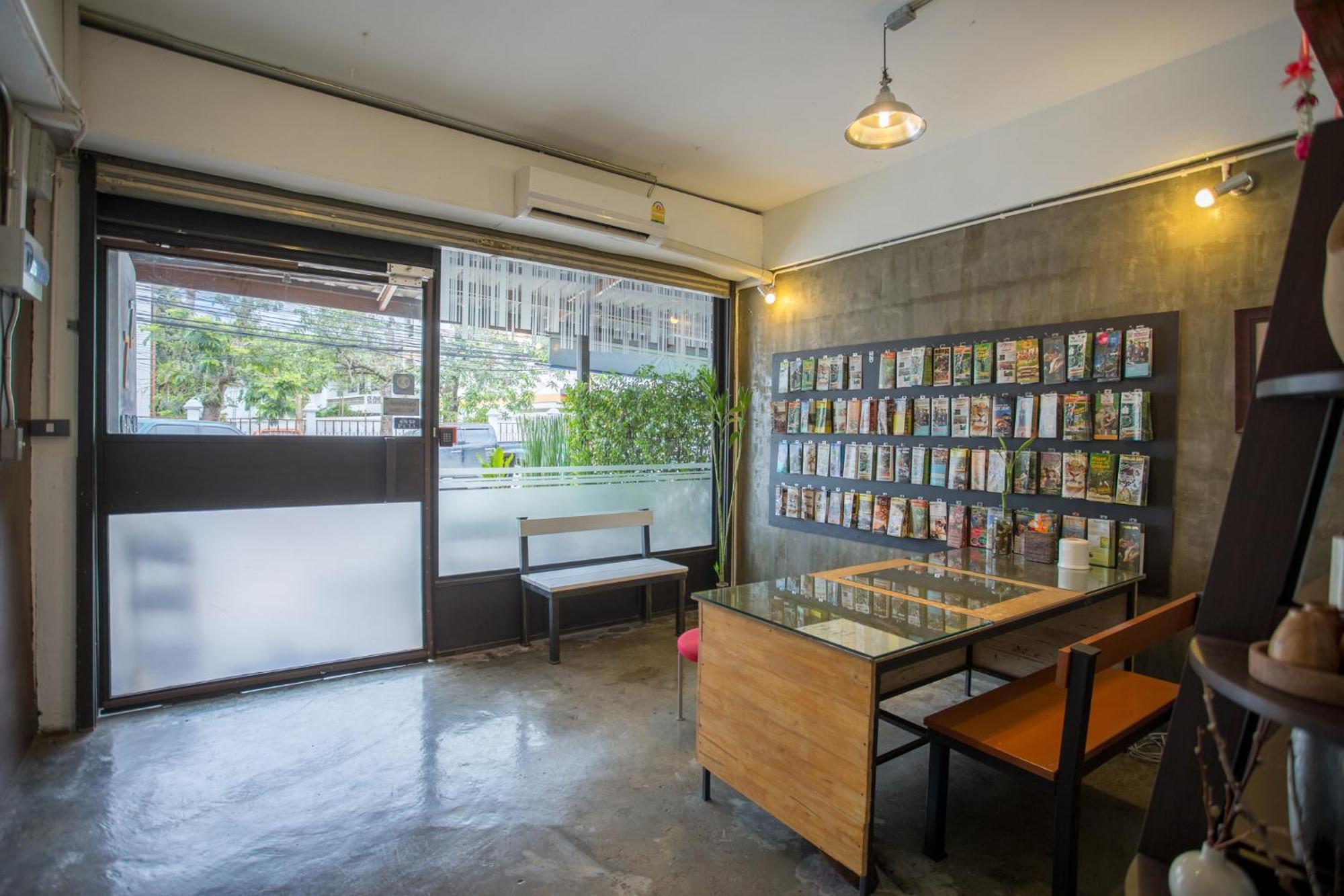 Zz Hostel Chiang Mai Luaran gambar