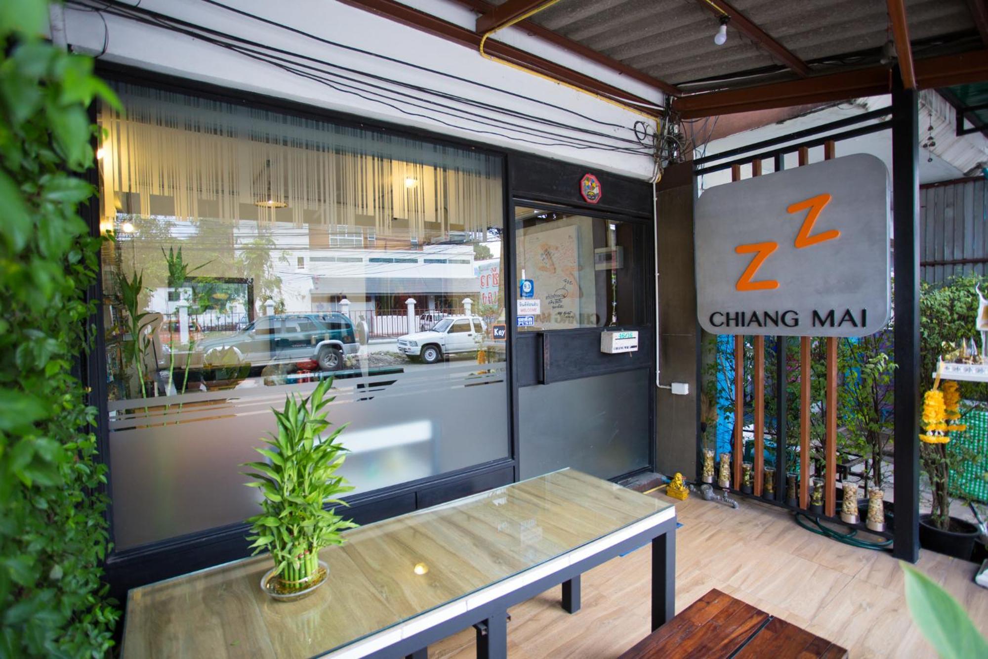 Zz Hostel Chiang Mai Luaran gambar