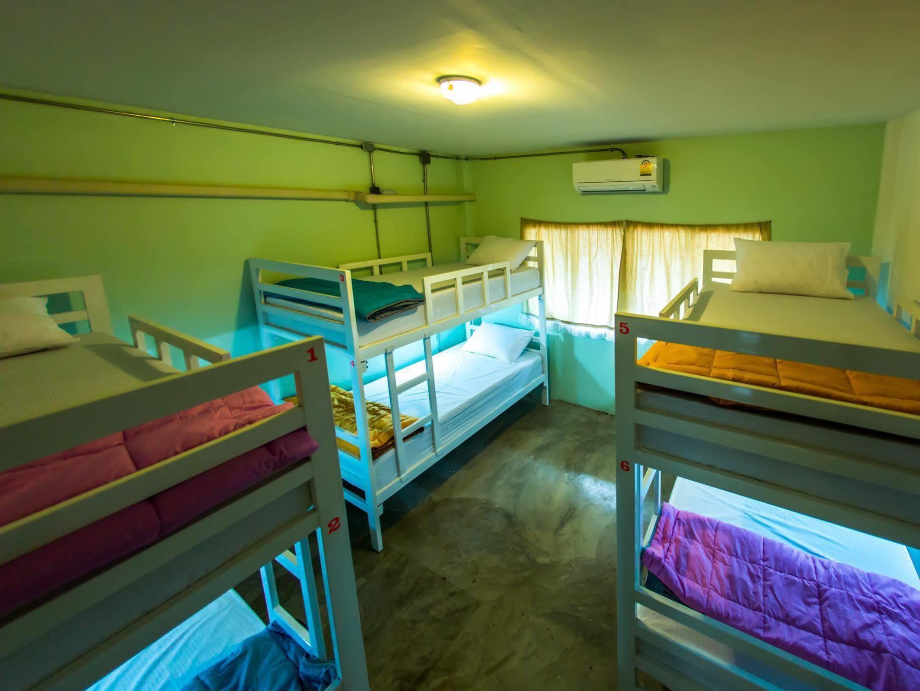 Zz Hostel Chiang Mai Luaran gambar